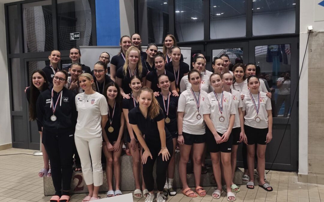 Izniman sportski uspjeh naše KATJE PERIĆ i EMILY BRNČIĆ